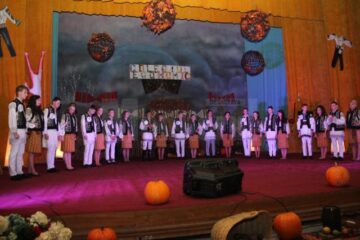 „Tradițional vs. Modern”, tema Balului Bobocilor de la Colegiul Economic „Dimitrie Cantemir”