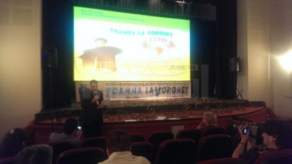 Festivalul Internațional de Film, Diaporamă și Fotografie „Toamnă la Voroneț” s-a desfășurat la Gura Humorului între 25 - 27 octombrie