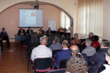 La Fălticeni sărbătoarea recoltei este o sărbătoare a mărului