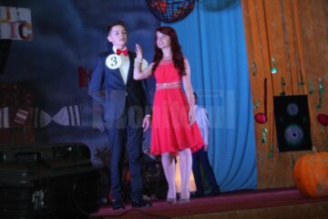 „Tradițional vs. Modern”, tema Balului Bobocilor de la Colegiul Economic „Dimitrie Cantemir”