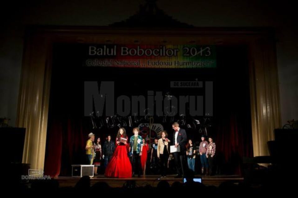 Balul Bobocilor organizat de Colegiul Național „Eudoxiu Hurmuzachi”