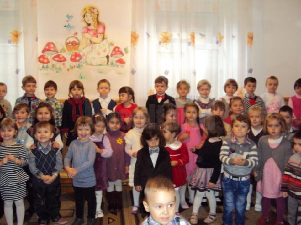Ziua Grădiniței cu Program Normal “Lizuca” din Fălticeni