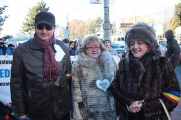 Sute de persoane au participat ieri la Marșul „Pledoarie pentru demnitate”
