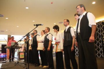 Spectacolul ,,Deschide ochii, deschide inima!” s-a desfășurat la Iulius Mall