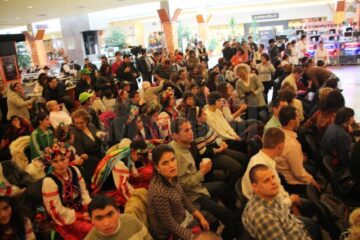Spectacolul ,,Deschide ochii, deschide inima!” s-a desfășurat la Iulius Mall
