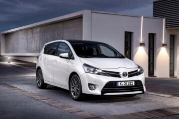 Toyota Verso va primi un motor diesel BMW