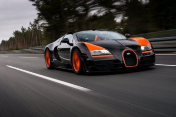 Bugatti a vândut 400 de exemplare Veyron