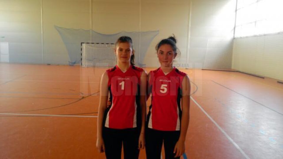 Adelina Teleagă și Andreea Ciubotariu au fost convocate de Federația Română de Volei la selecția pentru lotul național de speranțe Adelina Teleagă și Andreea Ciubotariu au fost convocate de Federația Română de Volei la selecția pentru lotul național de speranțe