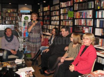 „Convorbiri cu Alex Ștefănescu”, la Librăria Cărturești