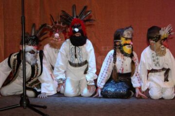 Expoziție cu vânzare organizată la Centrul Cultural “Grigore Vasiliu Birlic”
