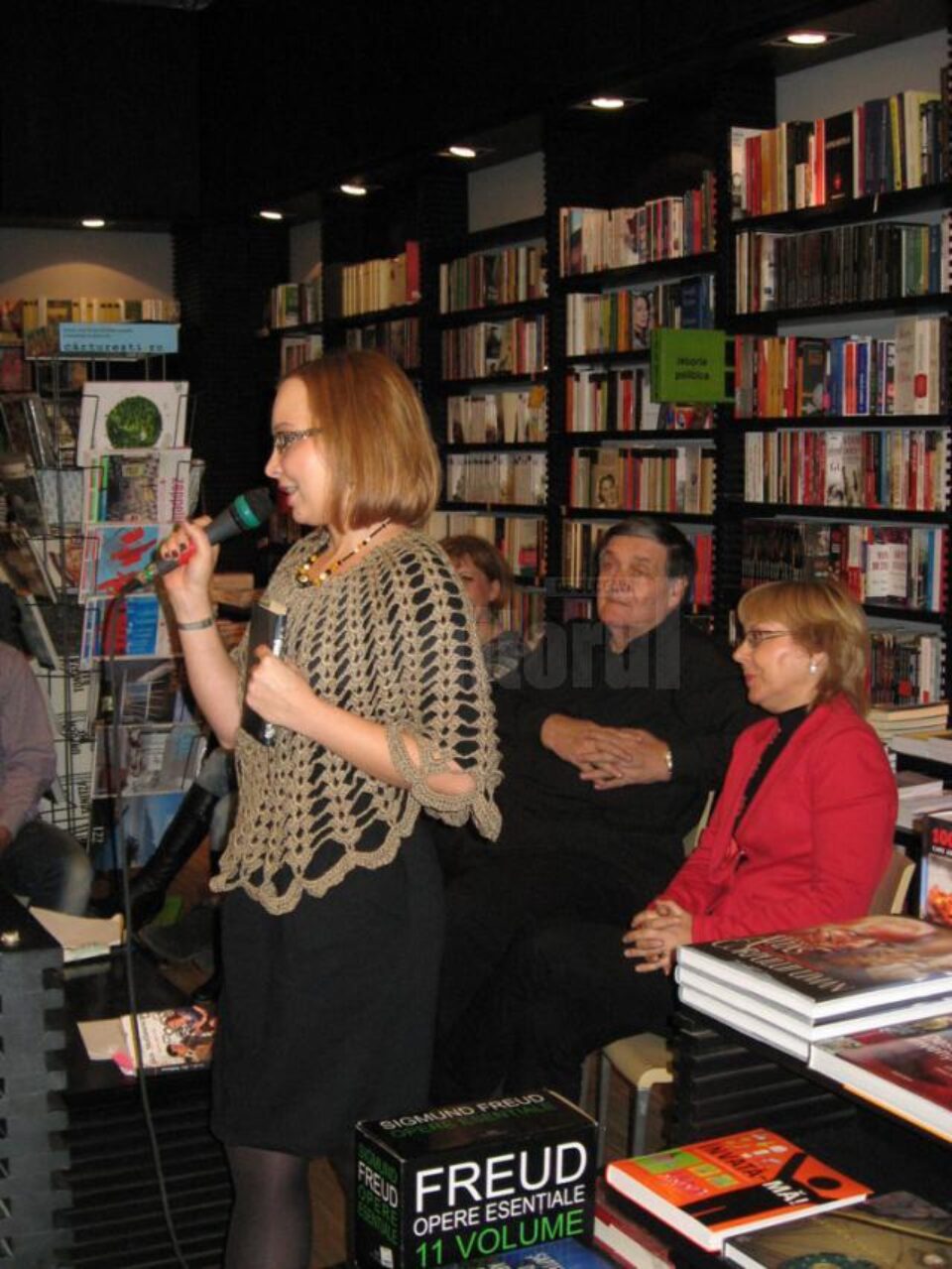 Convorbiri cu Ioana Revnic și Alex Ștefănescu la Librăria Cărturești