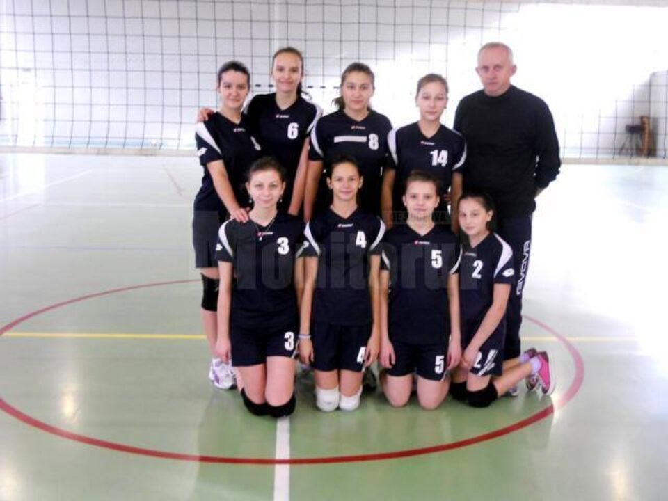 Fetele de la Școala Gimnazială „Miron Costin” au câștigat Faza Județeană la volei