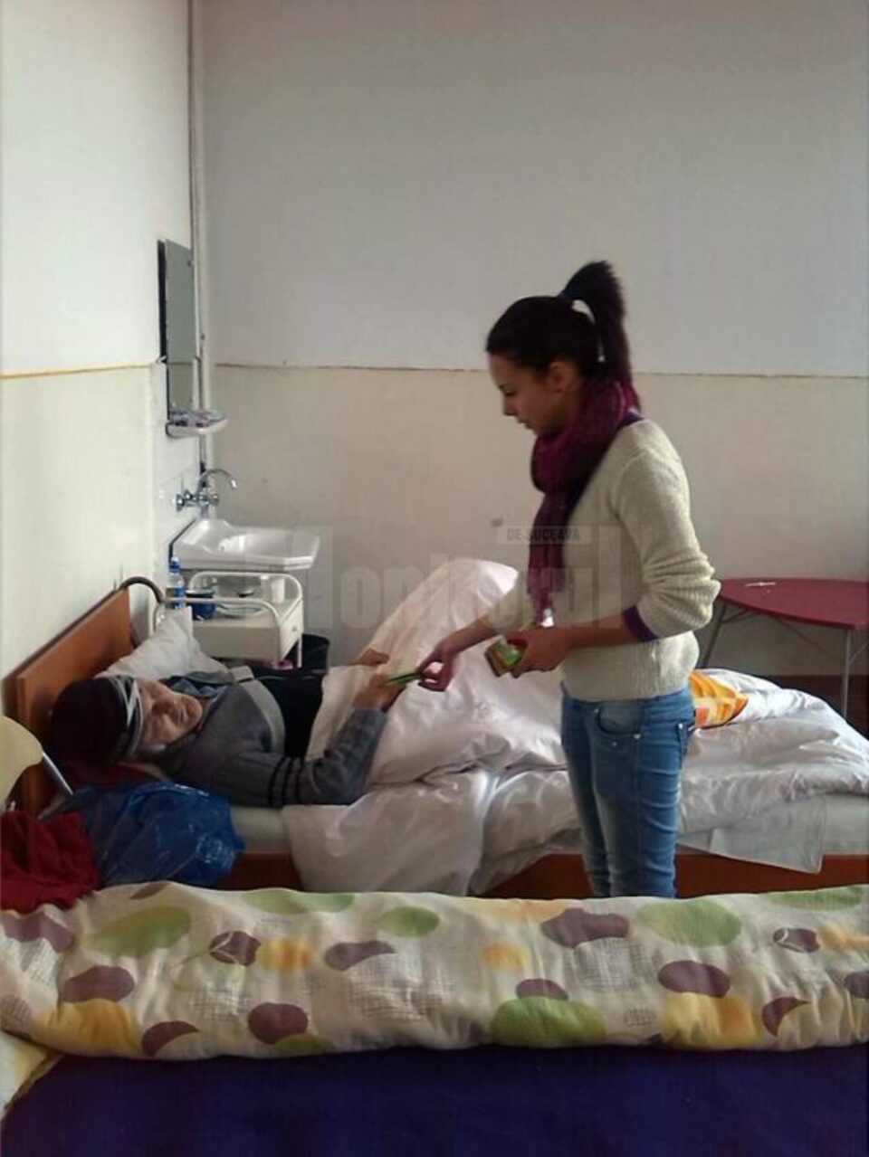 Acțiune de voluntariat la Căminul pentru bătrâni din Solca
