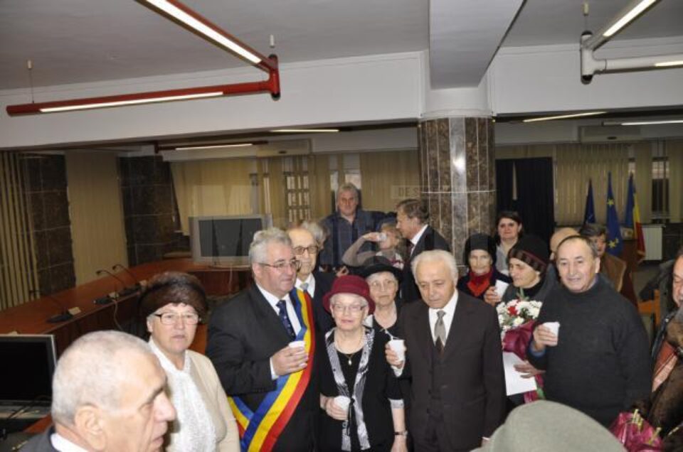 20 de „cupluri de aur” din Suceava, sărbătorite de municipalitate