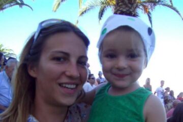 Emanuela Ivan și fiica ei, în Portugalia