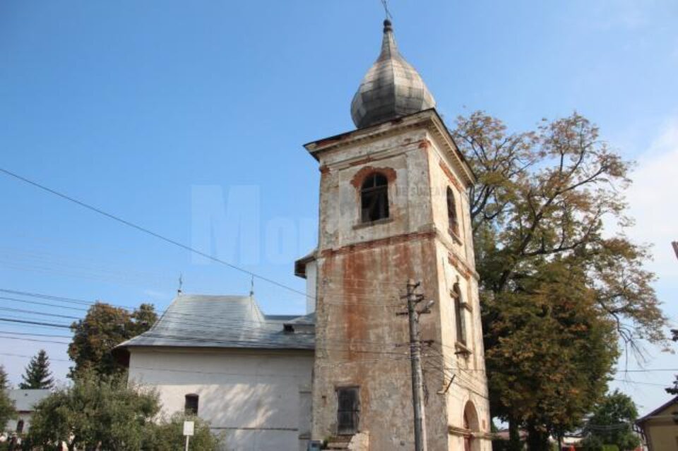 Biserica Sf. Simion și Turnul Clopotniței (cunoscut ca și Turnul Roșu) de la această unitate de cult vor fi restaurate și reabilitate din fonduri europene