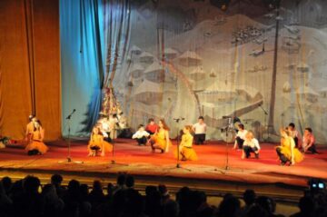 „Iarna a nins cu talente” în spectacolul de Crăciun organizat de Școala Gimnazială Nr. 1 din Suceava