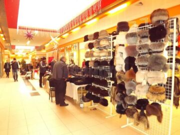 Târg de Crăciun și frumoase spectacole de tradiții de iarnă, la Shopping City Suceava