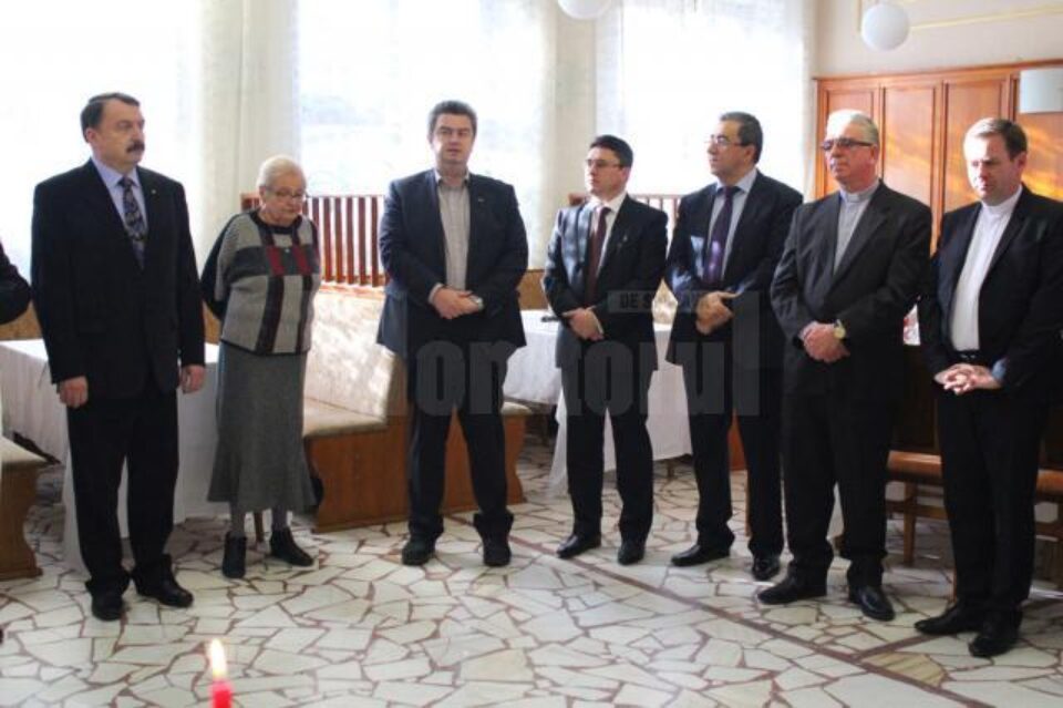 Împărțirea oplatekului a fost organizata de deputatul Ghervazen Longher
