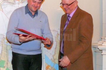 În ședința deliberativului local a fost înmânată Diploma de “Cetățean de Onoare” colonelului (r) Ion Aciubotăriței