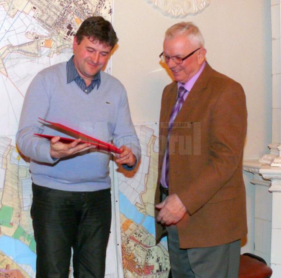 În ședința deliberativului local a fost înmânată Diploma de “Cetățean de Onoare” colonelului (r) Ion Aciubotăriței