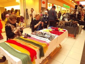 Târg de Crăciun și frumoase spectacole de tradiții de iarnă, la Shopping City Suceava