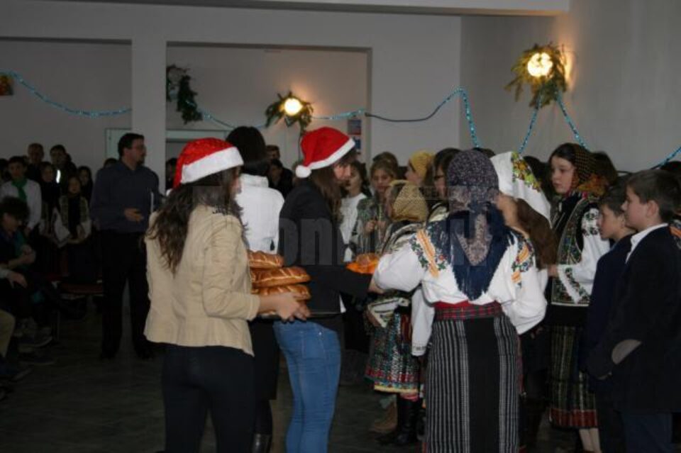 ,,Tradiții și obiceiuri de iarnă”, la Colegiul Tehnic ,,Samuil Isopescu”