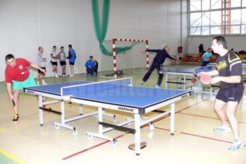 Turneul de tenis de la Fălticeni a adunat pestte 80 de sportivi