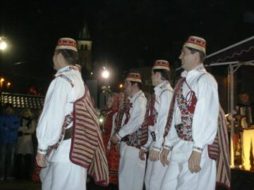 Peste 200.000 de francezi au descoperit Bucovina la Târgul de Crăciun de la Laval