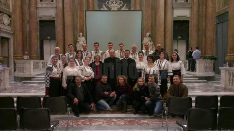 Corul „Ciprian Porumbescu” din Suceava, îndrumat de preot profesor Lucian-Ionuț Tablan Popescu, a făcut și în acest an un turneu prin Europa