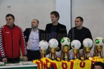 Gică Popescu a fost, fără îndoială, punctul de atracție al Cupei Moș Crăciun din acest an de la Suceava