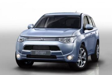 Mitsubishi Outlander PHEV este imbatabil la capitolul consum