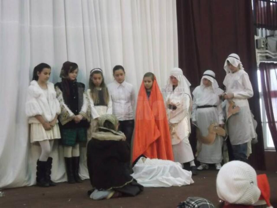 Festivalul de datini și obiceiuri de iarnă „După datina străbună”