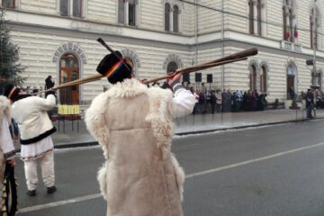 A XVII-a ediție a Festivalului Național de Datini și Obiceiuri de Iarnă „Porniți Plugul, Feți Frumoși!”