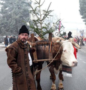 A XVII-a ediție a Festivalului Național de Datini și Obiceiuri de Iarnă „Porniți Plugul, Feți Frumoși!”
