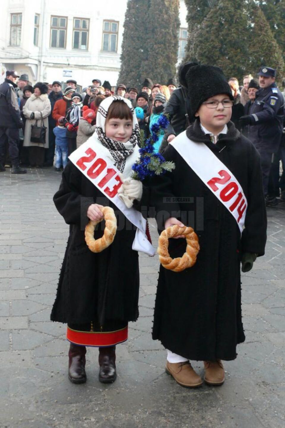A XVII-a ediție a Festivalului Național de Datini și Obiceiuri de Iarnă „Porniți Plugul, Feți Frumoși!”