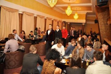 Ținute din cadrul prezentării de modă Gold man. Foto: Ionuț Drăgoi și Alex Sofian