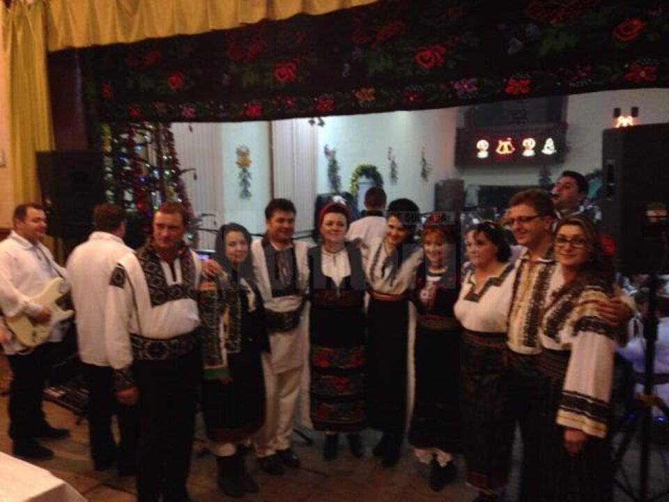 Balul Gospodarilor de la Pârteștii de Sus, comuna Cacica
