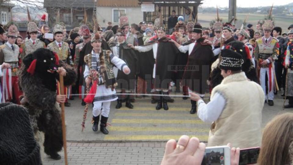 Festivalul datinilor și obiceiurilor de Anul Nou, la Burla