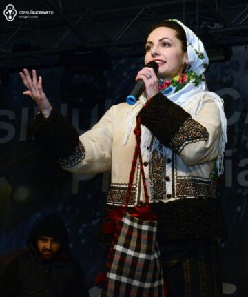 Peste 10.000 de suceveni au sărbătorit Revelionul în aer liber, cu muzică și focuri de artificii