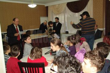 Festivitatea de premiere a fost moderată de prof. dr. Petru Crăciun