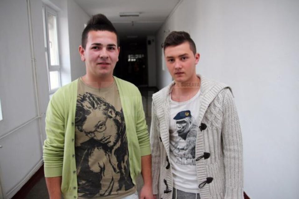 Daniel Cojocaru și Lucian Florean au acționat rapid și eficient și merită lăudați și aplaudați Daniel Cojocaru și Lucian Florean au acționat rapid și eficient și merită lăudați și aplaudați