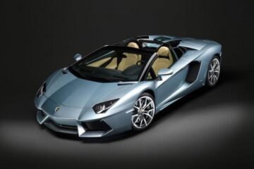 Lamborghini Aventador Roadster, cabrioletul suprem
