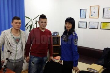 Cei doi tineri au fost premiați de reprezentanții firmei NGGS