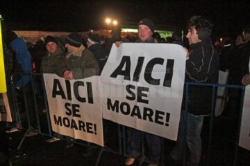 Prezență numeroasă la protestul de la “Zidul Morții”
