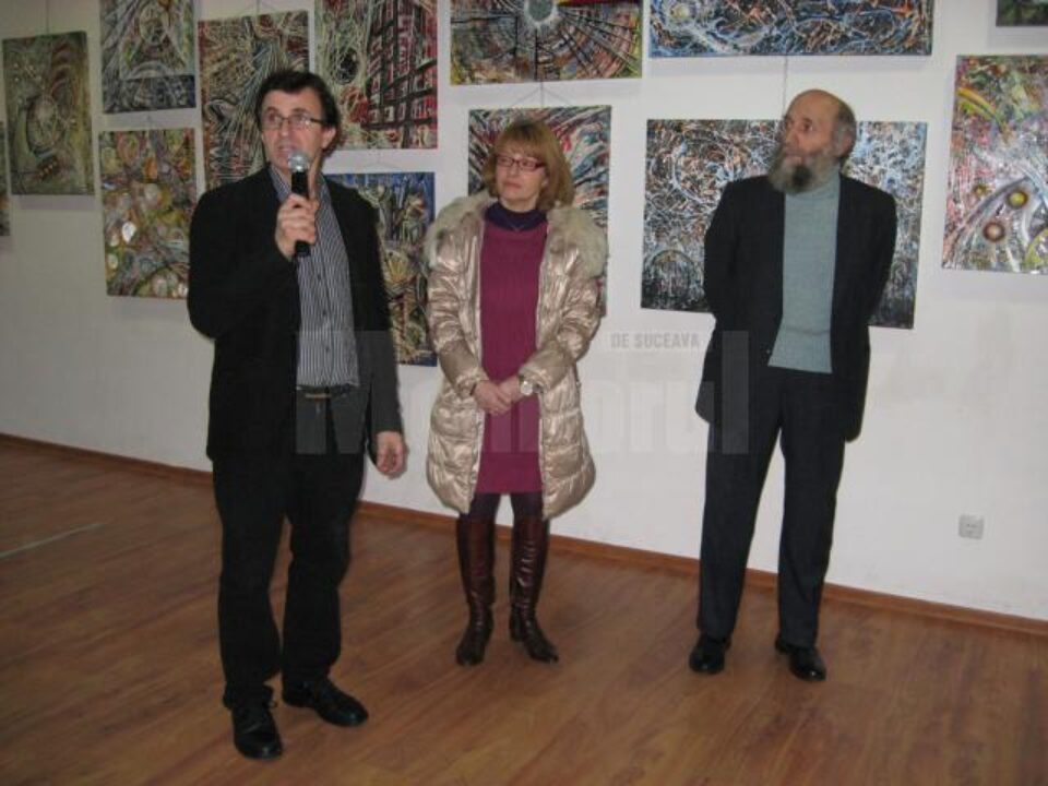 Moment de la vernisajul expoziției