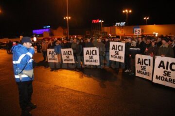 Jandarmii i-au îndrumat pe protestatari pentru a fi evitate incidente în trafic