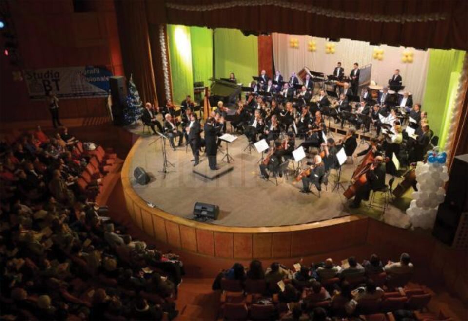 Concertul pentru Anul Nou 2014, susținut de Filarmonica de Stat Botoșani