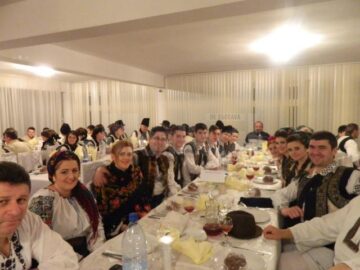 Balul gospodarilor la Sucevița, un spectacol al tradițiilor