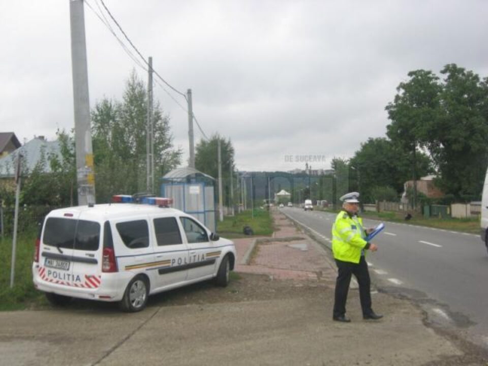Un tânăr fără permis de conducere a fost surprins conducând o mașină cu numere expirate Un tânăr fără permis de conducere a fost surprins conducând o mașină cu numere expirate